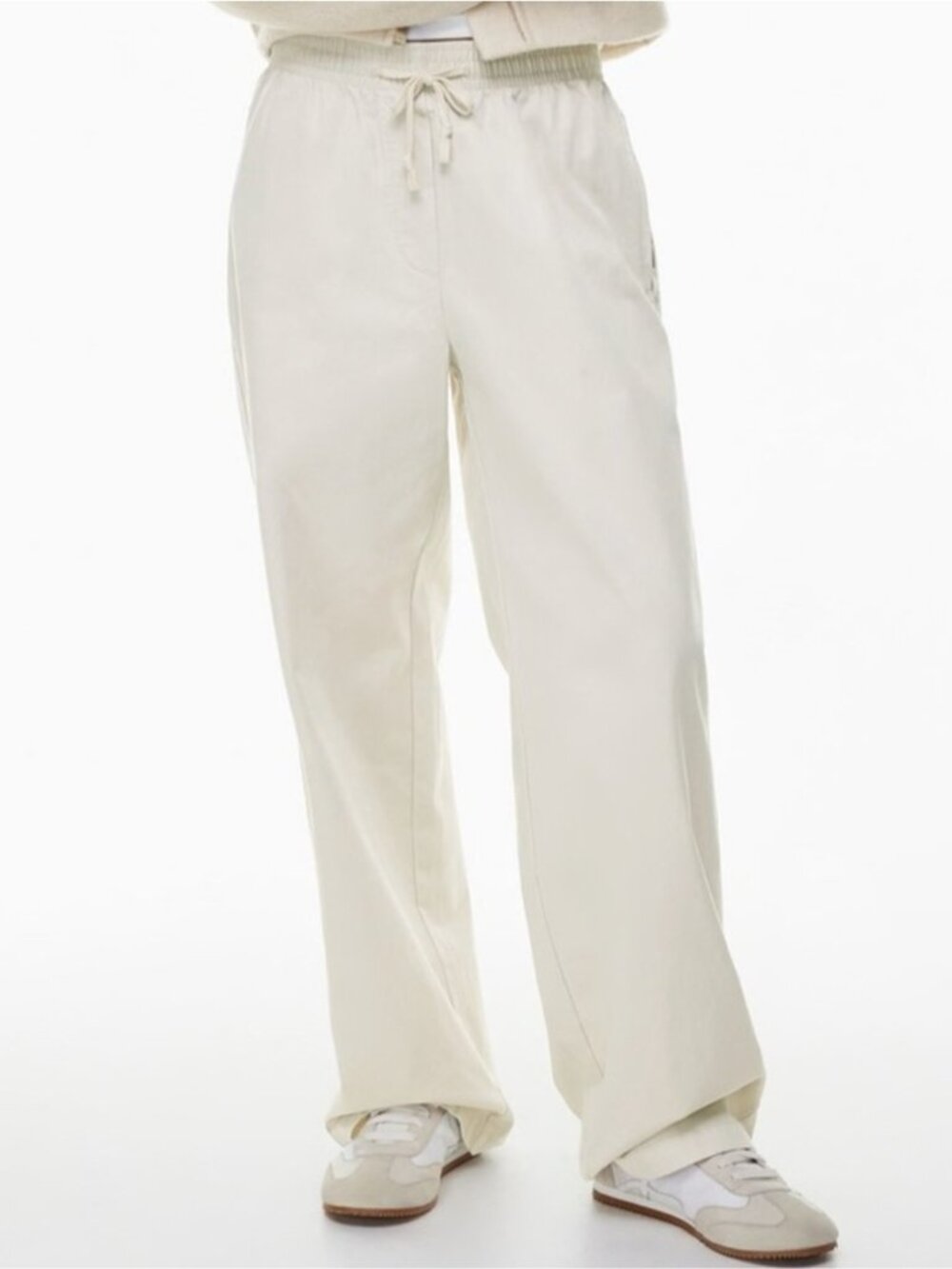 Aritzia Group by Babaton Peninsula Pant Matte Pearl Size Medium #111909